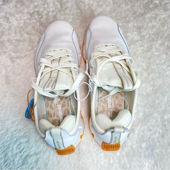 Reebok Women's Zig Dynamica Adventure Sneaker, White/Cream/Leopard, Size 8.5 - Picture 7 of 9
